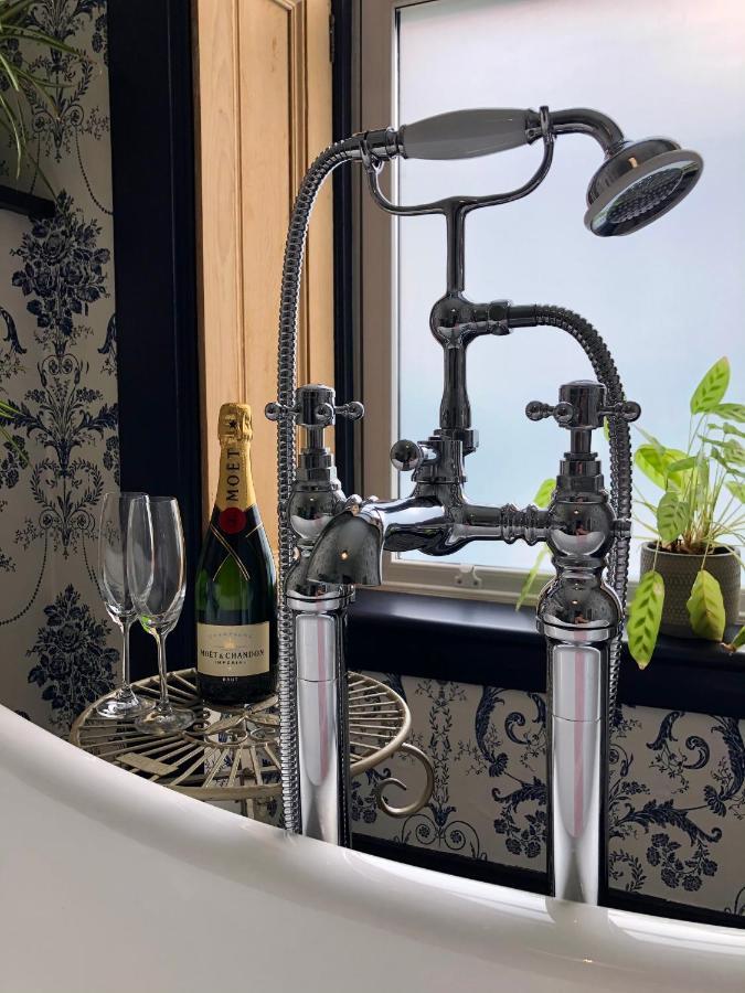 Stunning Period Property In The Heart Of The City Абърдийн Екстериор снимка